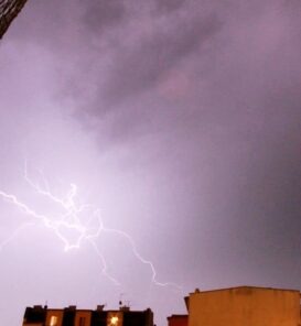 burza62592173_382705975924257_4993498316005179392_n