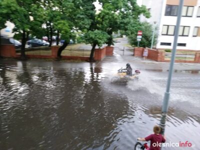 26 interwencji oleśnickich strażaków i sześć zerwanych dachów