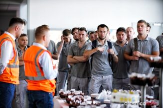 gkn75X_2087-20190725