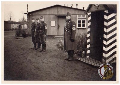 Wśród znalezionych na strychu zdjęć obóz pracy w dawnej Oleśnicy