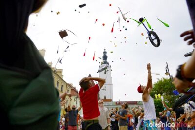 OFCA szuka chętnych do pomocy