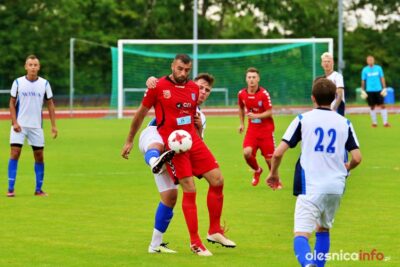 Pogoń Oleśnica w sparingu wygrywa w wysoko z Wiwą Goszcz