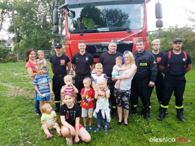 Strażacy z wizytą u najmłodszych mieszkańców Kruszowic