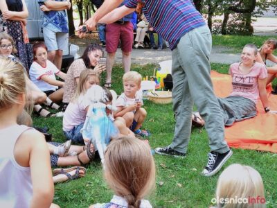 W Oleśnicy rozpoczął się X Międzynarodowy Festiwal Teatrów Lalkowych Skwerek