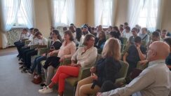 młodzież_francja70788368_2656616434384945_3742502822332071936_o-002