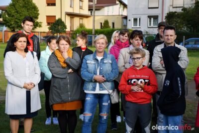 Awantura o szkolne boisko na Ratajach