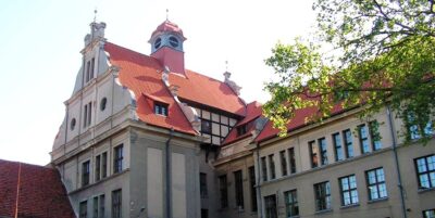 Czy przy I LO powstanie dodatkowy parking?