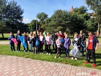 Uczniowie ze Szkoły Podstawowej z Dobroszyc sprzątali świat