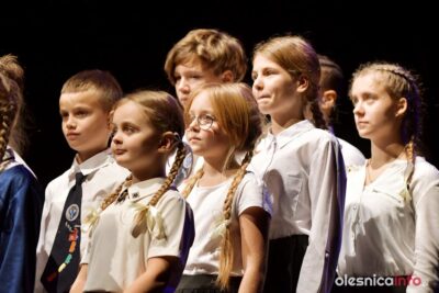 Czwórko, szkoło ukochana! Jubileusz 60-lecia SP 4 w Oleśnicy [ZDJĘCIA]