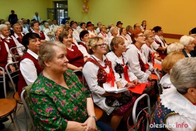 Ludowo i biesiadnie było dzisiaj w Solnikach Małych