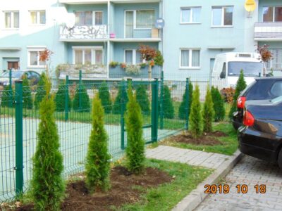 Nie szczędź krzaka dla dzieciaka, czyli place zabaw na zielono