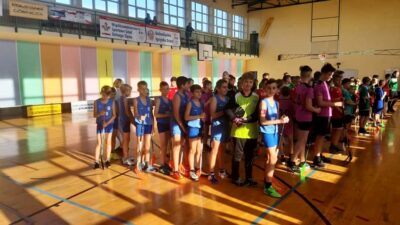 Dobry start uczniów trójki w dolnośląskim finale unihokeja