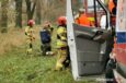 Wypadek za Bierutowem. Dwie osoby są poszkodowane