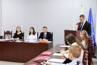 Młodzieżowa_Rada_Gminy_Oleśnica77076181_1202220116654083_691553038178975744_o-20191121