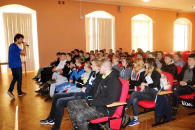 Wyrwani z niewoli na spotkaniu z młodzieżą