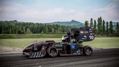 Półosie z GKN na torach wyścigowych Formula Student