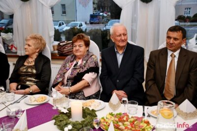 Oleśniccy emeryci na noworocznym spotkaniu [ZDJĘCIA]