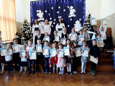 Kolędowanie w oleśnickiej jedynce [DUŻO ZDJĘĆ]