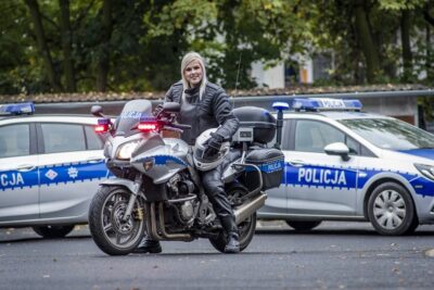 Komenda Powiatowa Policji w Oleśnicy prowadzi rekrutację i zaprasza do wstąpienia w swoje szeregi