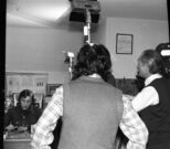 stare_zdjęcia_oleśnicaPL_1027_3_3_2_110 - MDK. Ekipa telewizji wroc awskiej filmuj ca pracownie radiow .-017