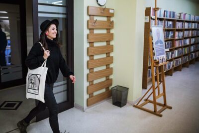 Wizerunek Reja promuje Oleśnicką Bibliotekę Publiczną