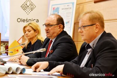 Oleśnicka Karta Weterana i Oleśnicka Karta Dużej Rodziny. Miasto szuka partnerów