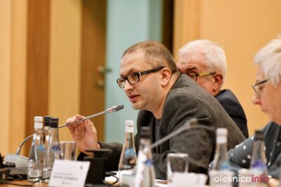 Projekt stanowiska w sprawie wolnych mediów trafi dzisiaj na obrady oleśnickiego samorządu
