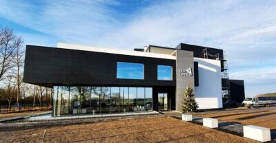 SLV Group uruchomiło nowoczesne centrum logistyczne w Cieślach