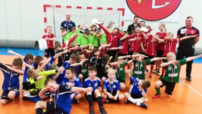 Turniej piłkarski w bierutowskiej hali sportowej