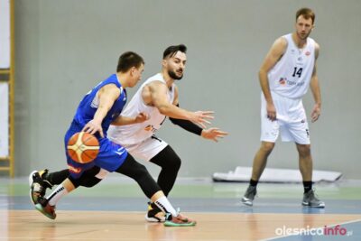 Team-Plast KK Oleśnica wygrywa trzeci mecz drugiej rundy