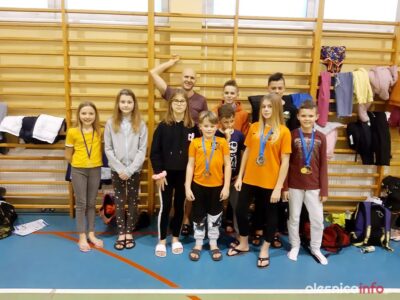 14 medali wywalczyli najmłodsi zawodnicy Torpedy Oleśnica na zawodach w Osiecznicy