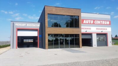 Auto Centrum organizuje akcję kontroli stanu technicznego aut. Pieniądze trafią na leczenie Tosi Wiśniewskiej