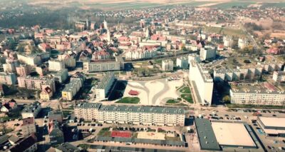 Opustoszała Oleśnica z lotu ptaka [WIDEO]