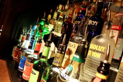 Nocna prohibicja? Oleśnicka policja złożyła wniosek o zakaz sprzedaży alkoholu od 22 do 6 oraz w weekendy