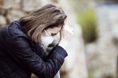 Mieszkanka naszego powiatu walczy z koronawirusem: To straszna choroba, ale w Irlandii, gdzie mieszkam, test wykonano mi już w moim miejscu pracy