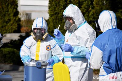 Telewizja o akcji pobierania wymazów w Oleśnicy, Sycowie i Twardogórze