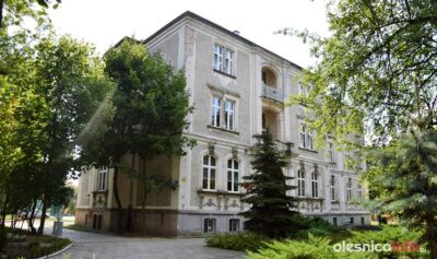 Gry podwórkowe powstaną przy szkole do końca czerwca