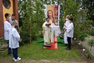 siekierowice_boże ciało103943102_149614723348368_8520945359634637079_o