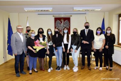 Brązowa Harfa Eola dla zespołu Carmen Alacre