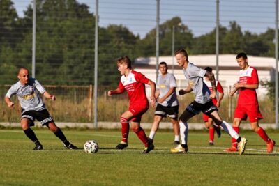 Juniorzy Pogoni Oleśnica przygotowują się do rozpoczęcia sezonu