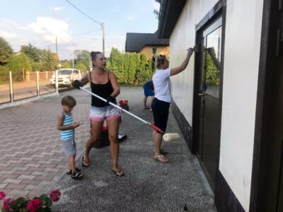 Murale w gminie Oleśnica. Pierwszy powstaje w Świerznej