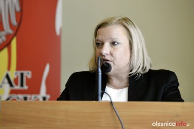 Radosław Sikorski do Beaty Kempy: walnij się w ten zatłuszczony łeb