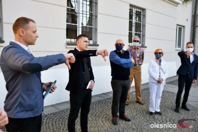 Oleśnicki SLD krytycznie o polityce burmistrza: zawarł pakt z diabłem