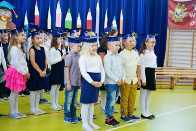 Pierwszoklasiści z Dobrzenia zostali pasowani na uczniów