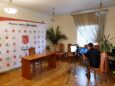 Live z burmistrzem. Piotr Sawicki odpowiada na pytania mieszkańców