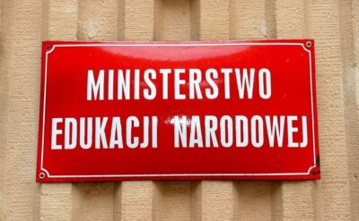 Ministerstwo ostrzega: Nauczyciele zachowując się w sposób uwłaczający etosowi ich zawodu zostaną ukarani