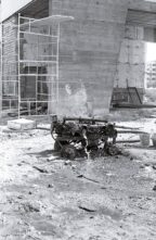 stare_zdjęcia_oleśnicaPL_1027_3_3_2_311 - Pompa wydobywaj ca wod z piwnic w budynkach mieszkalnych SM Zacisze, 18 kwietnia 1976