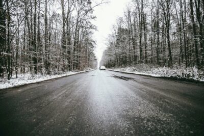 Dramatyczna sytuacja na drogach w stronę Twardogóry