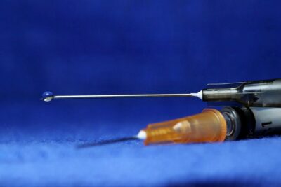 Są wstępne wyniki sekcji zwłok mężczyzny, który zmarł dzień po podanej szczepionce