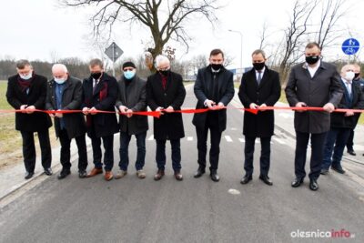 Cztery nowe drogi w Dobroszycach. Gmina pozyskała duże dofinansowanie [ZDJĘCIA I WIDEO]